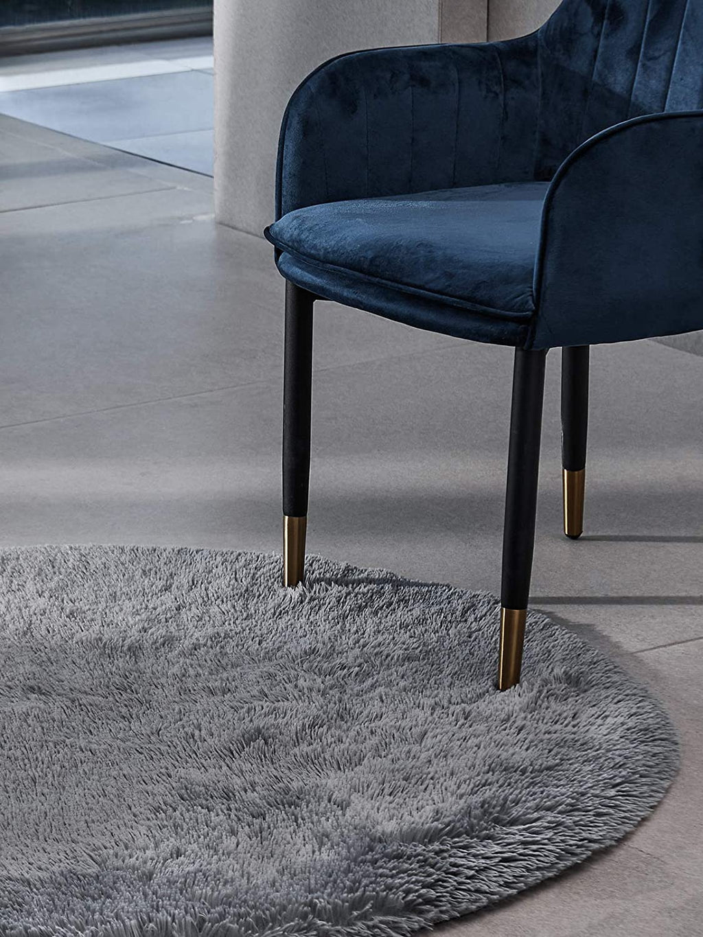 Machine Washable 4x4 Feet Round Area Rug for Bedroom, Dorm Room, Fluffy Soft Faux Fur Rugs Non-Slip Floor Carpet, Kids Nursery Modern Home Decor Grey