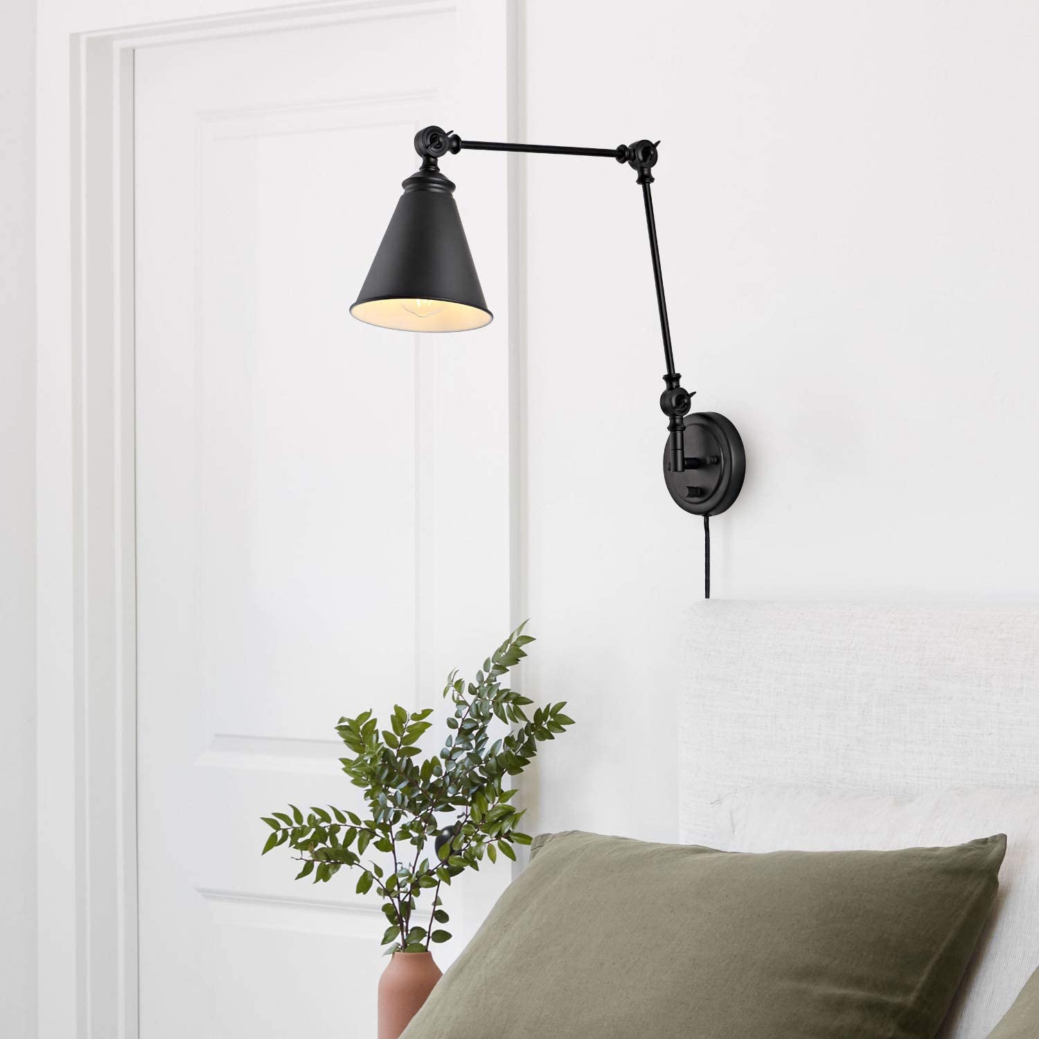 Industrial Wall Sconce with ON/Off Switch, Edison Vintage Style Swing Arm Wall Lamp (Bulb Not Included)