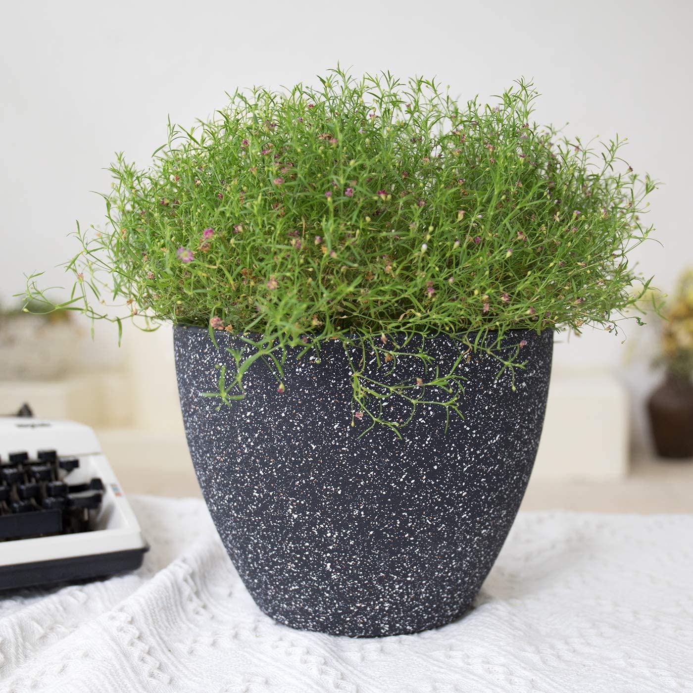 Flower Pots Indoor Outdoor Planter - 8.6 Inch Planter Pot with Drainage, Modern Plant Pot, Speckled-Black